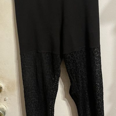 EUC Torrid Black Sheer Leopard Leggings Plus size 3 (22/24)